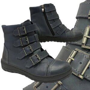 V Italia Distressed Navy Ankle Boots Size 6